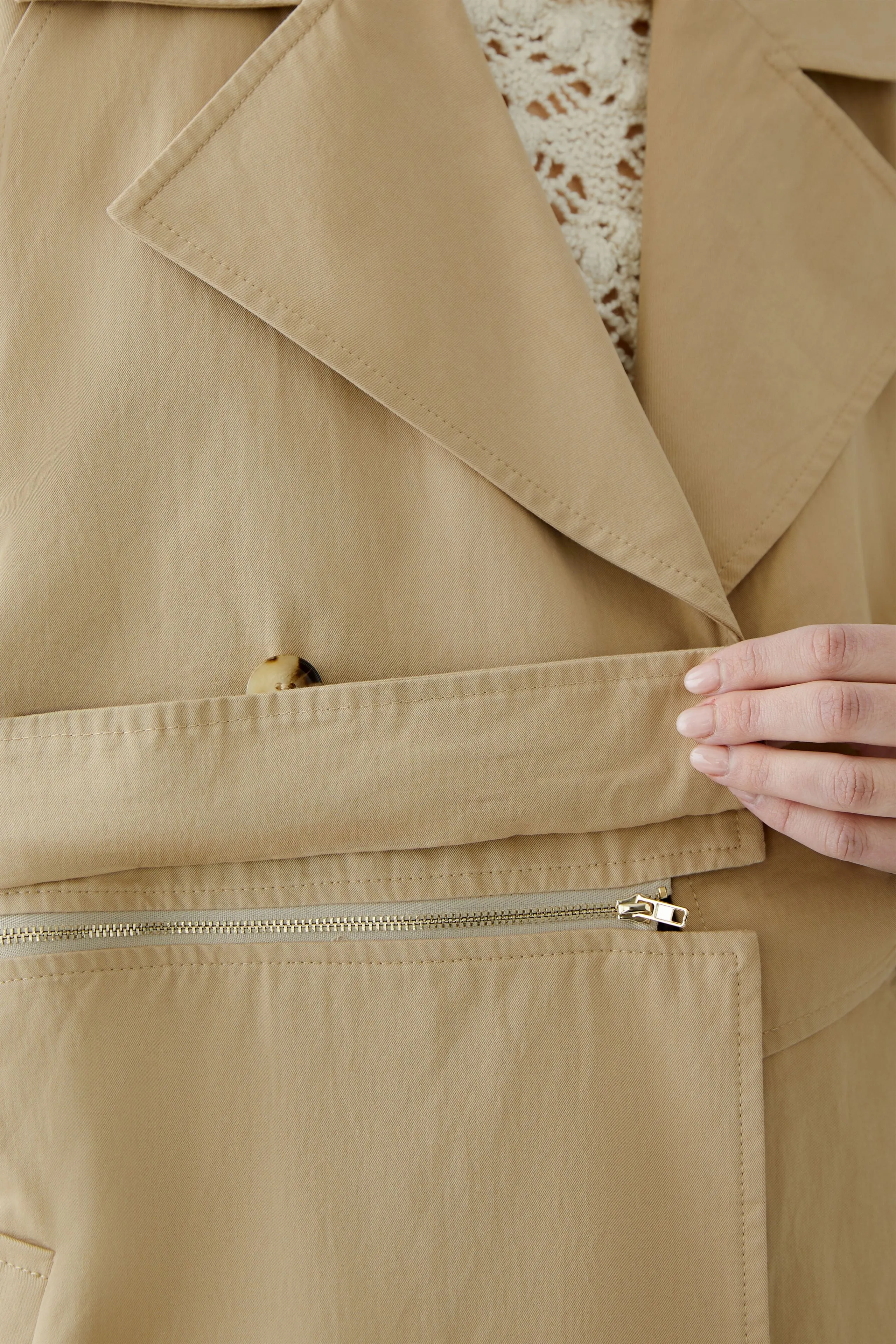 Oui 2 in 1: Trench Coat/Jacket in Beige