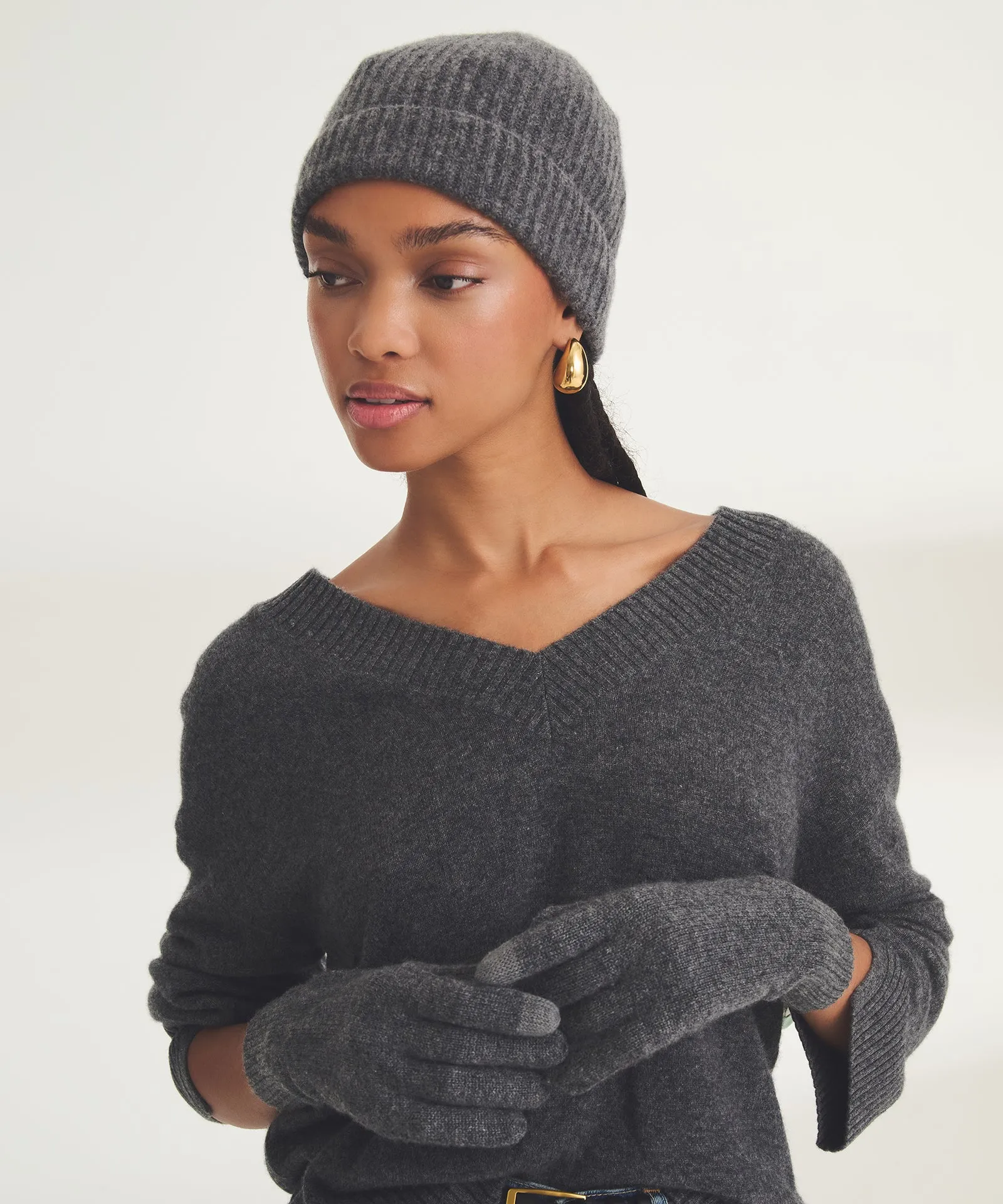 Signature Cashmere Ribbed Beanie